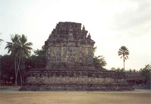 60. Mendut Temple