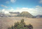 Bromo z v�t�� d�lky, vedle sopka Batok
