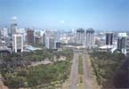 pohled na Jacartu z n�rodn�ho monumentu